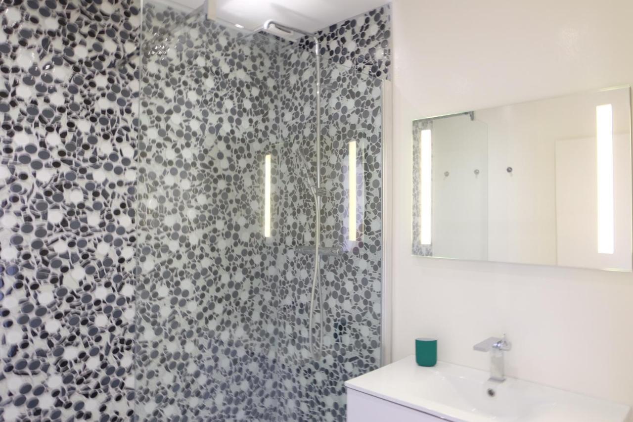 Magnifique Appartement, En Hyper Centre, Avec Terrasse Et Place De Parking Biarritz Zewnętrze zdjęcie