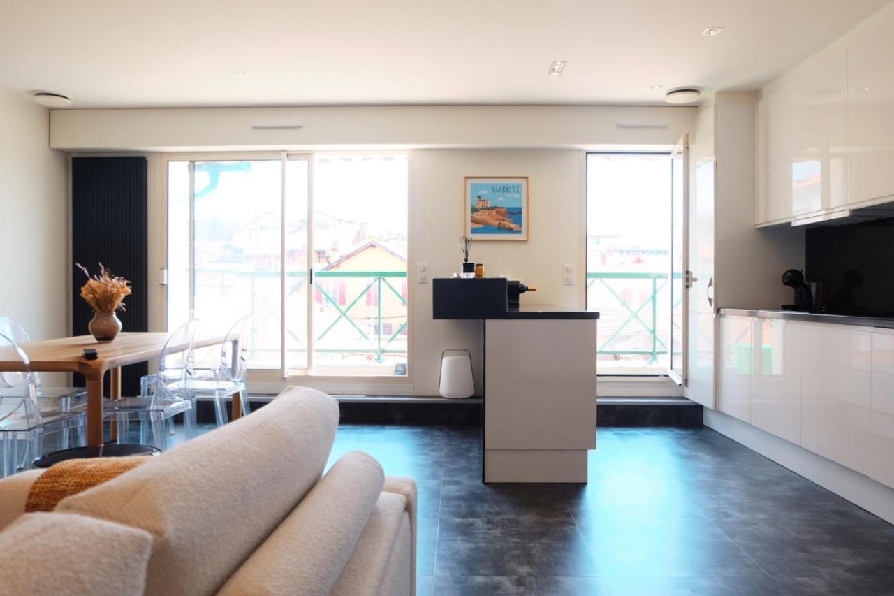 Magnifique Appartement, En Hyper Centre, Avec Terrasse Et Place De Parking Biarritz Zewnętrze zdjęcie
