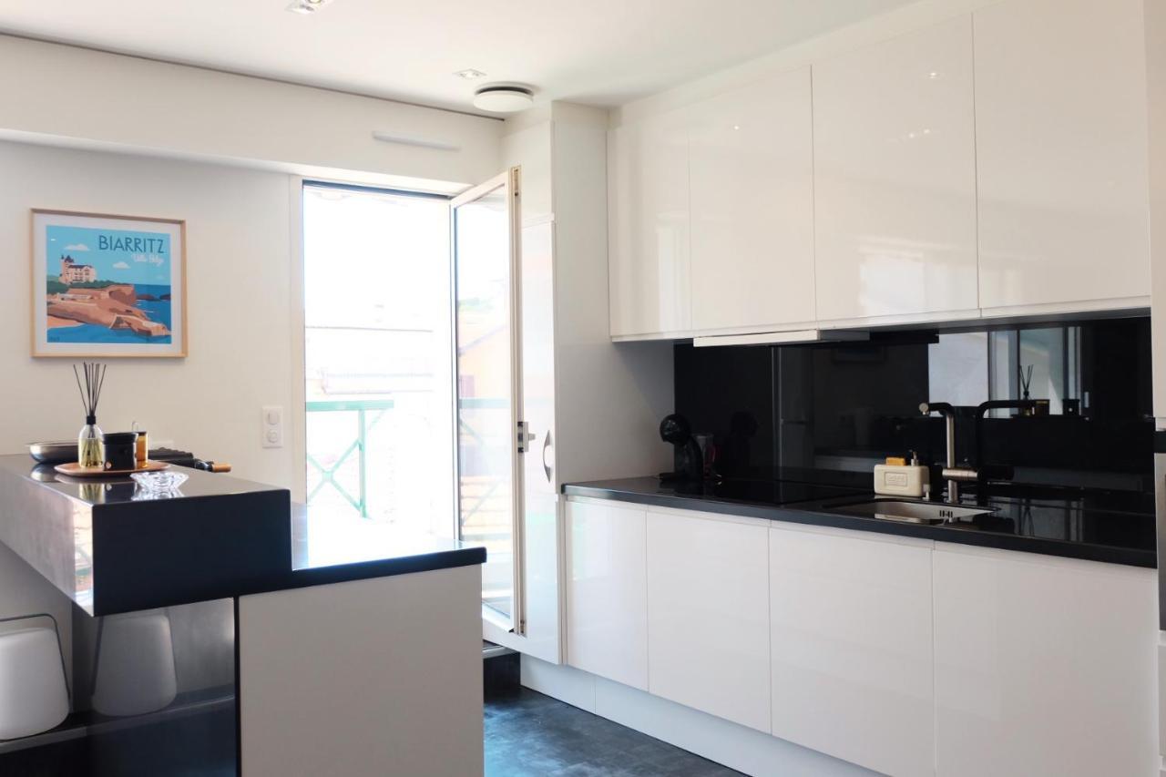 Magnifique Appartement, En Hyper Centre, Avec Terrasse Et Place De Parking Biarritz Zewnętrze zdjęcie
